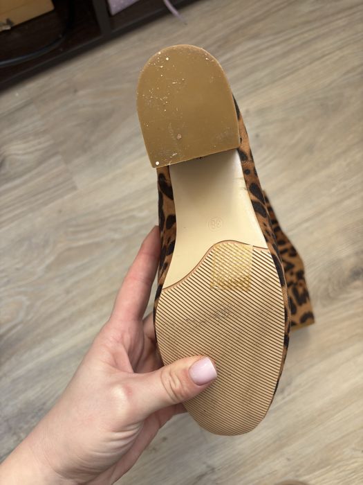 Нові леопардові ботильони