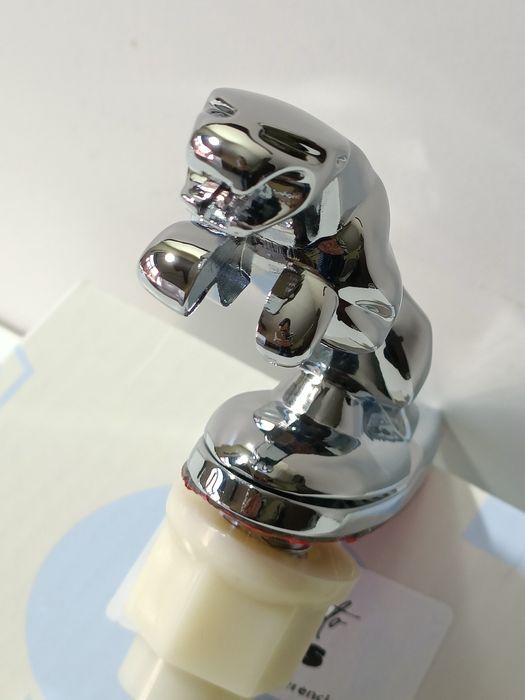 Emblema símbolo logotipo busto Jaguar Mala/Capô