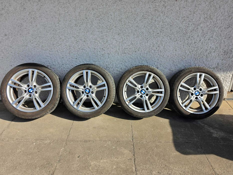 Jantes BMW 18" Pack M com Pneus 225.45.18 + 255.40.18