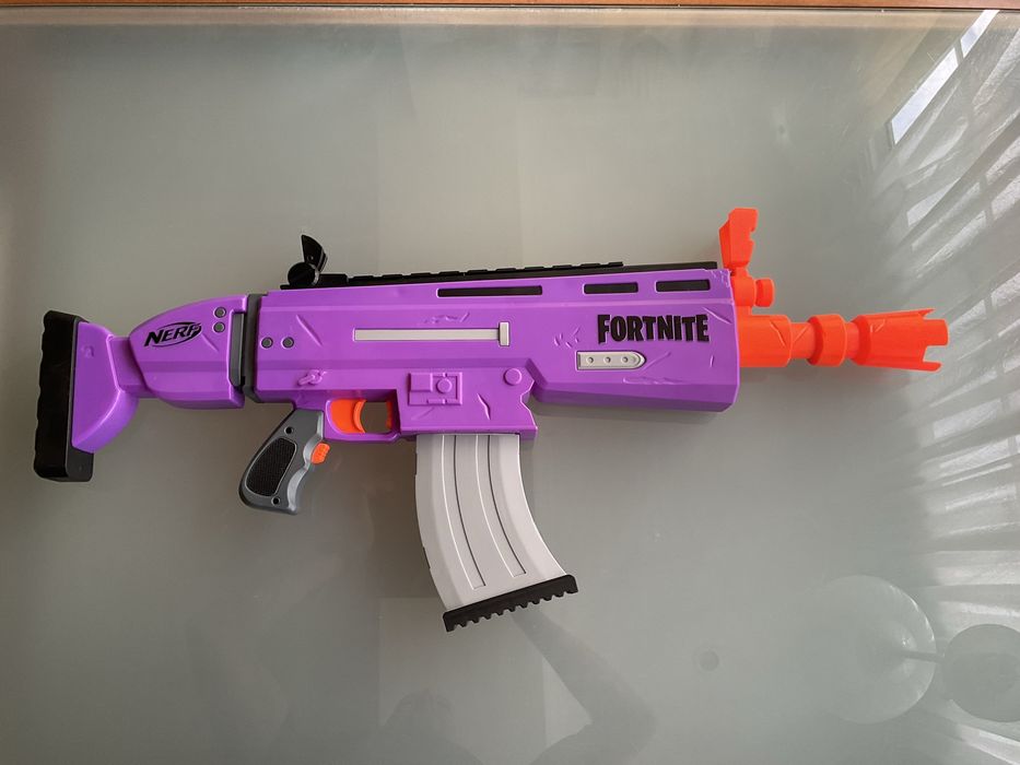 Nerf Fortnite AR-L electrica impecavel