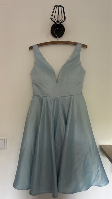 Vestido de Cerimónia Feito à Mão – Azul Claro