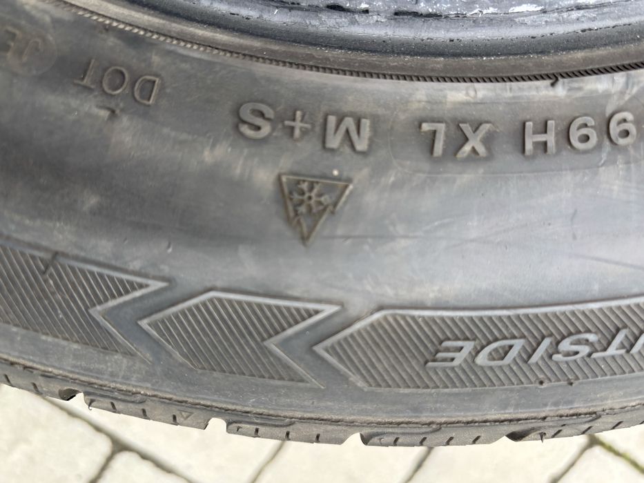 Продам резину r16 225/55 зима