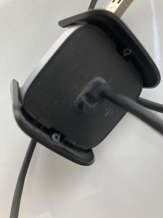 Carregador FitBit Versa 2