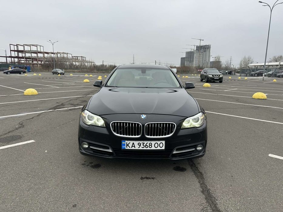 BMW F10 535i 2014 рік