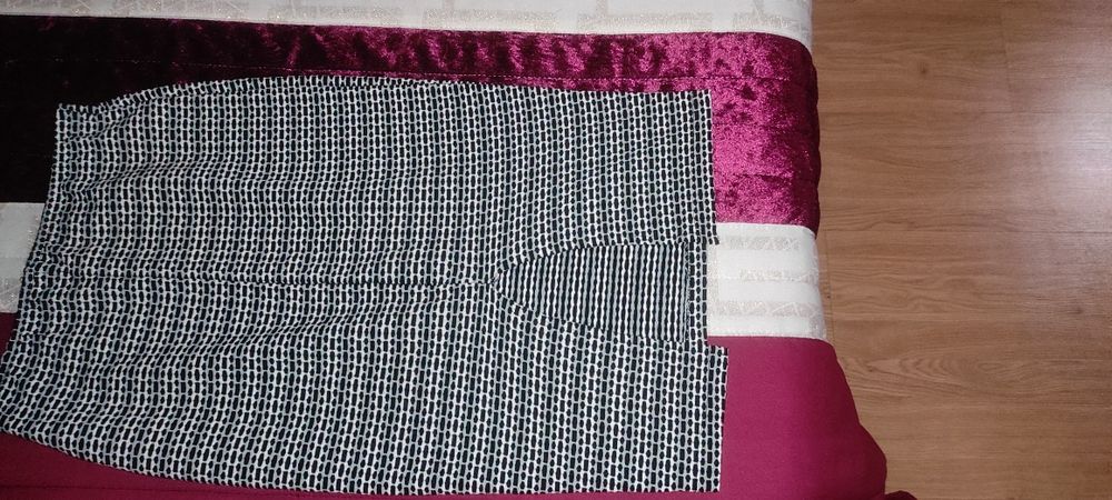 Saias justas  e curtas várias cores bershka