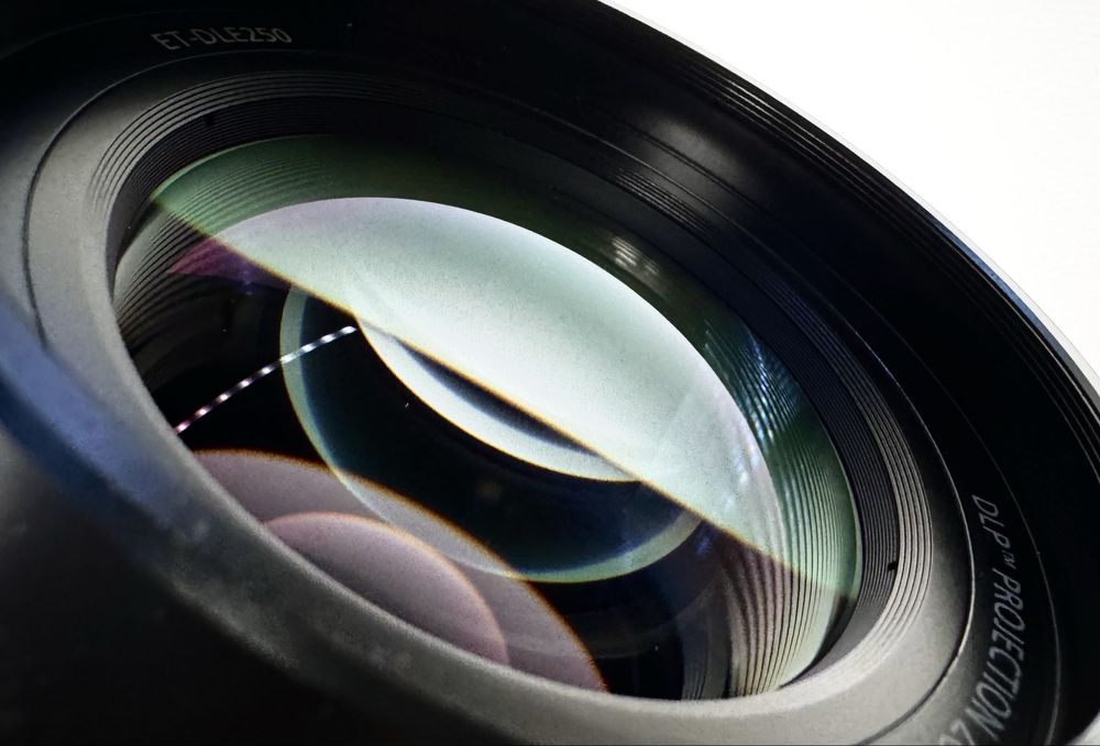Obiektyw Panasonic ET-DLE250 do 1-chipowego projektora DLP