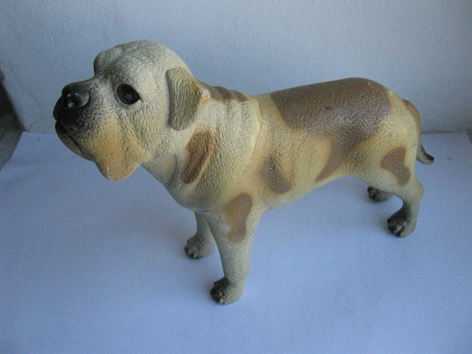 Большая фигурка бульдог собака высота 13 см длина 18 см