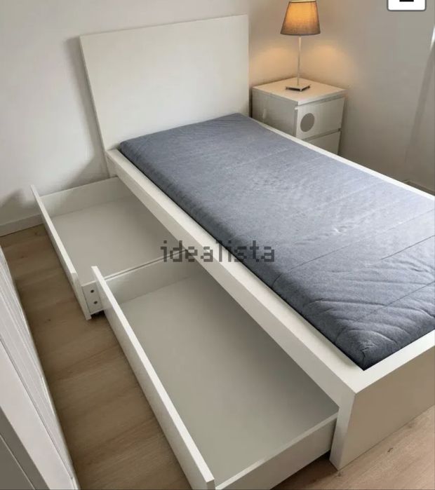 Cama MALM IKEA branca com gavetoes