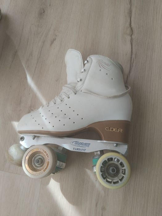 Patins de patinagem artística 235