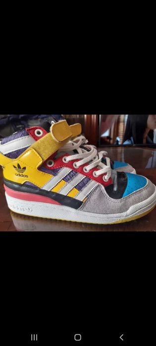 Ténis bota Adidas