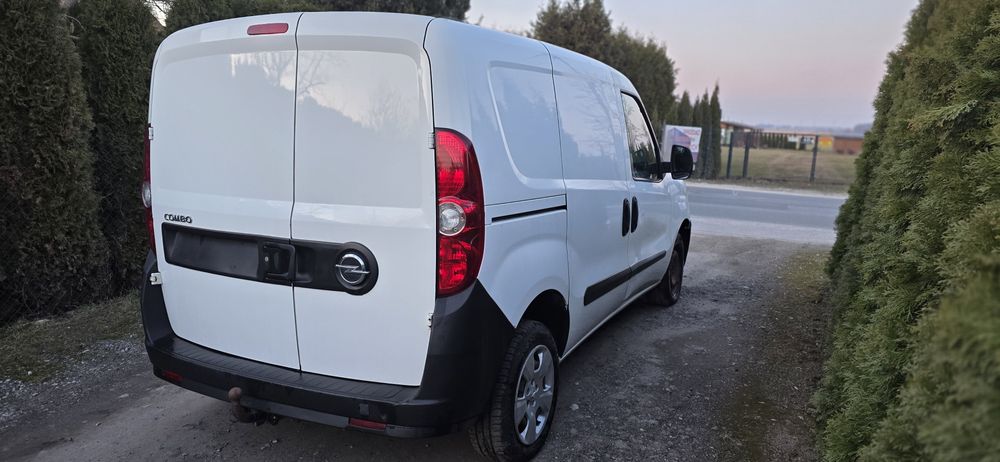 Opel Combo 2012 1.3 diesel