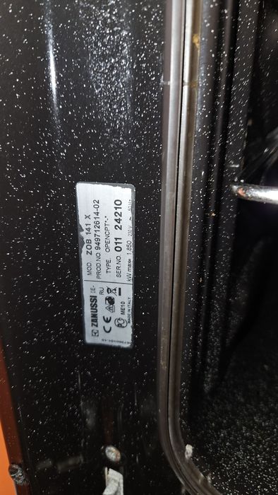 Forno de encastre Zanussi