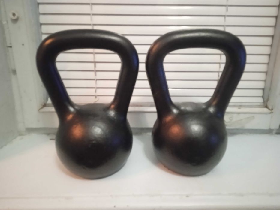 Гири - ядро, 16 кг 2 шт (пара), импортные, спортивно - коллекционные