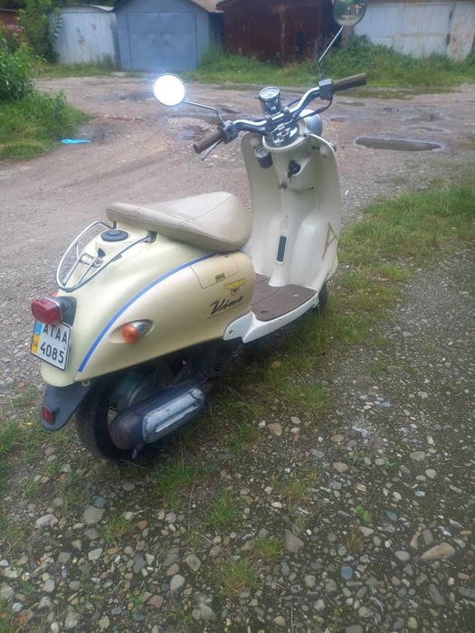 Скутер  Yamaha Vino2005рік