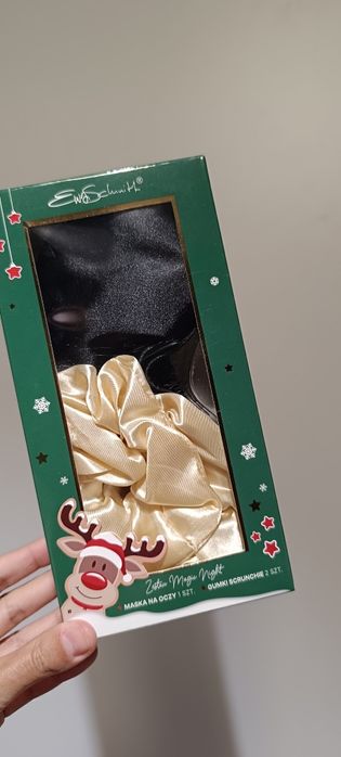 Zestaw prezentowy, zestw swiateczny, gumki do wlosow i opaska

Zesta