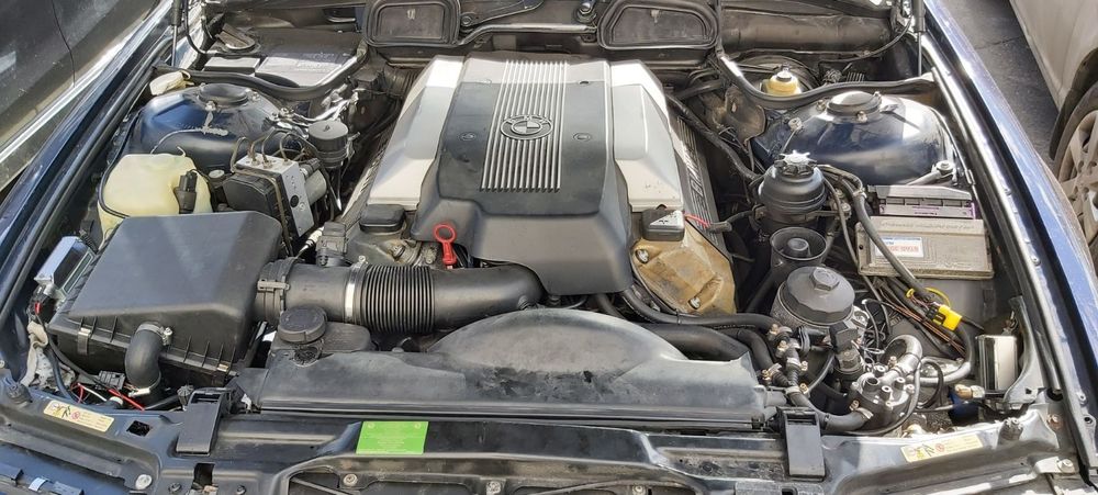 Мотори.БМВ 2.5 м 50 бензин.