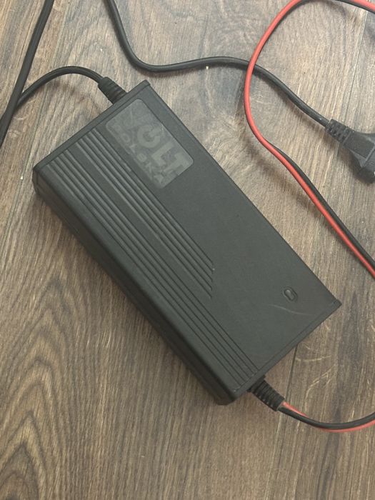 Зарядное устройство для литиевых аккумуляторов Volt Polska 10A