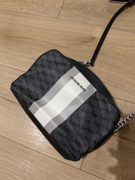 Torebka Michael Kors mala uszkodzony pasek!