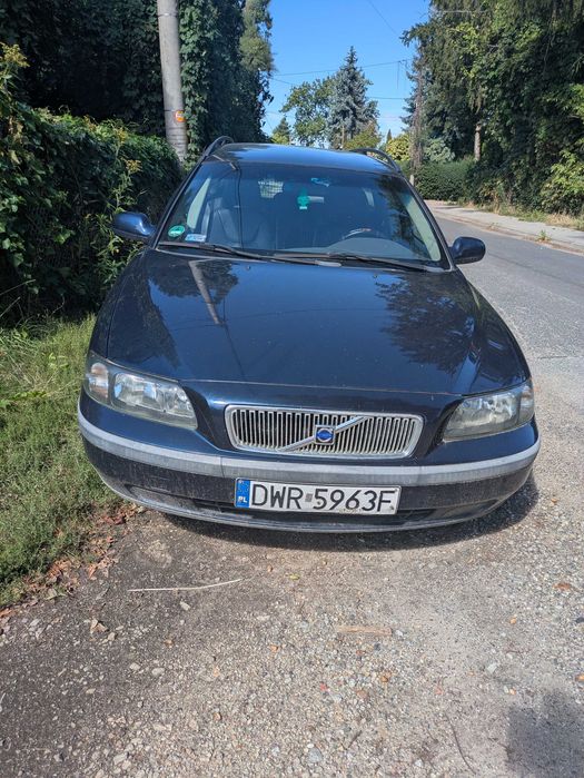 VOLVO V70 uszkodzona uszczelka pod głowicą