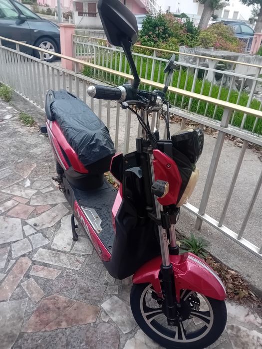 Mota elétrica em perfeito estado é pegar e andar