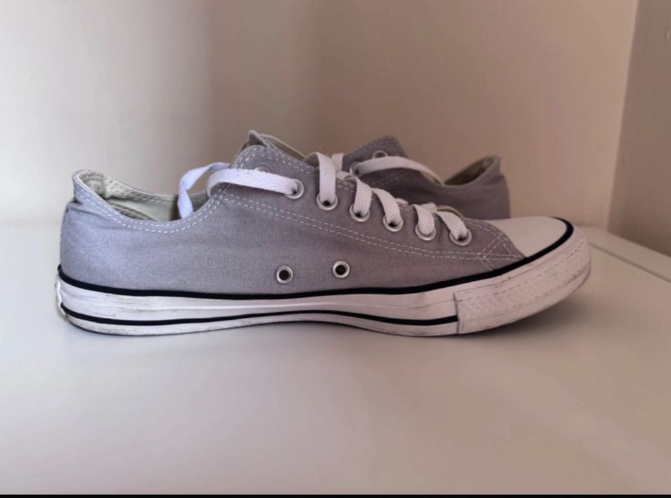 Sapatos Converse 42 Cinzento