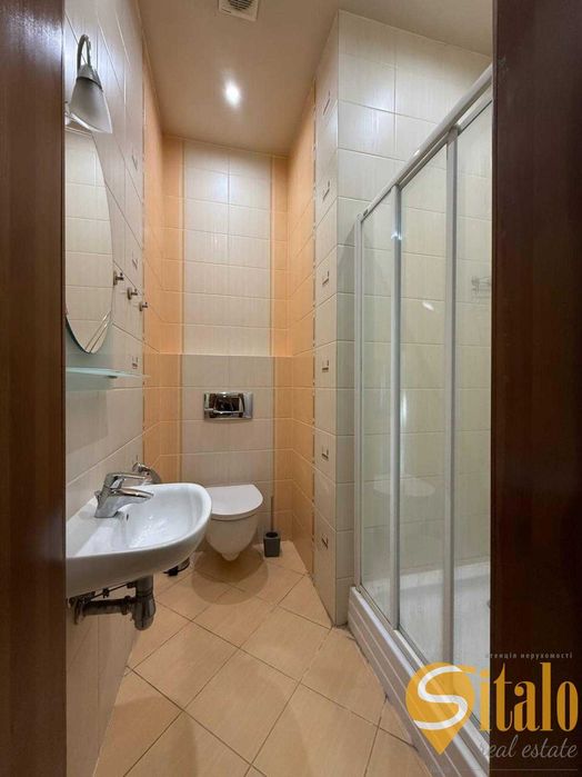 Оренда 4 кімнатної квартири, вулиця Крушельницької