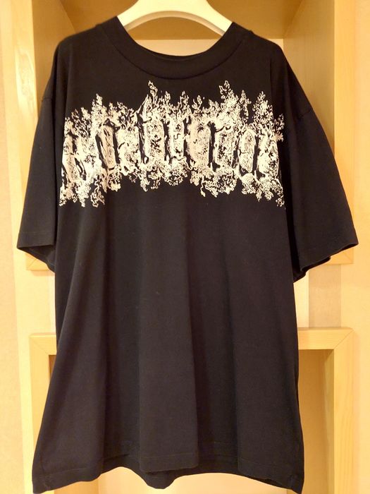 Футболки Valentino, Givenchy, Off-White, Pangaia
