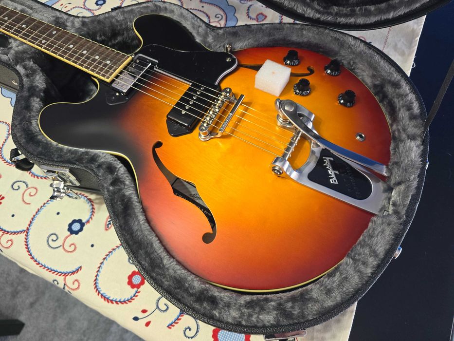Stanford Crossroads Thinline 30 Sunburst matte