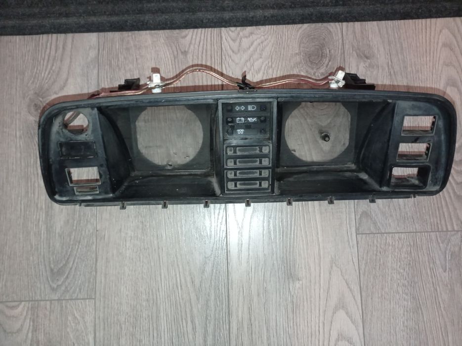 Корпус панели приборов