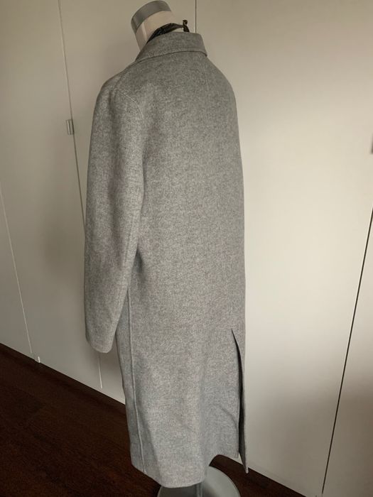 Casaco comprido cinzento Zara