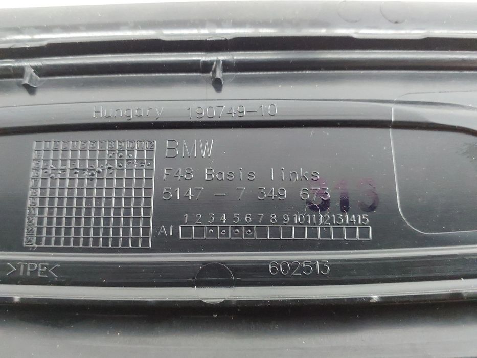 Rodapé / soleira porta trás esquerdo BMW X1 (F48)