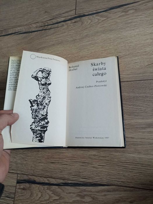Książka Bohumila Hrabala pt. „Skarby świata całego