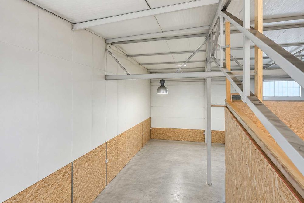 lokal do wynajęcia pod magazyn, sklep, skład, wysoki skład, pomieszczenia biurowe, hala magazynowa, powierzchnia magazynowa 250m2