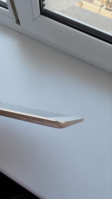 iPad 5 покоління 32 GB Rose gold
