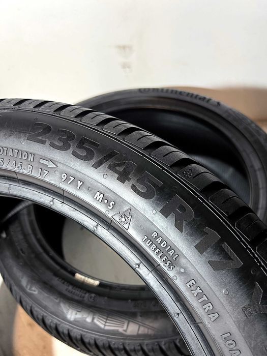 Pneus Continental All-Season Contact - 235/45/17 - Como NOVOS