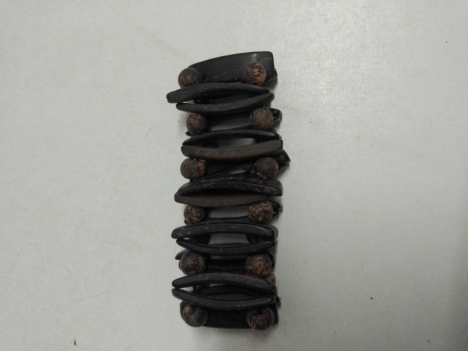 Pulseira madeira elástica