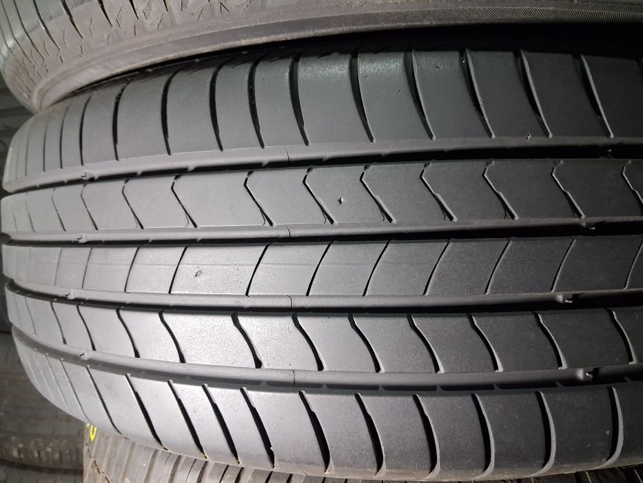 215/60 17 Kumho Ecsta 51 шини бу літо ПАРА