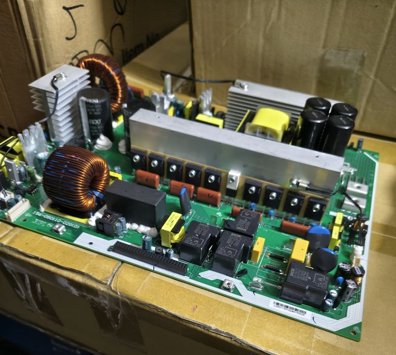 Плата інвертора Easun SMH iii 4,2KW 24V (НОВА)