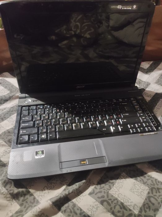 Продам ноутбук Acer під відновлення, або на запчастини