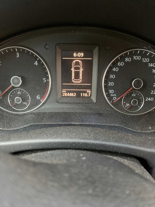 Volkswagen Golf Plus 1.6 TDI BlueMotion 2010r
