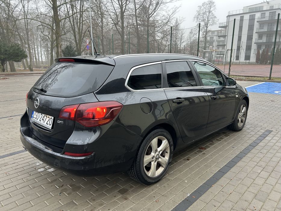 Opel Astra J 2.0 CDTI 164 KM Klimatronik Alu Tempomat!!!