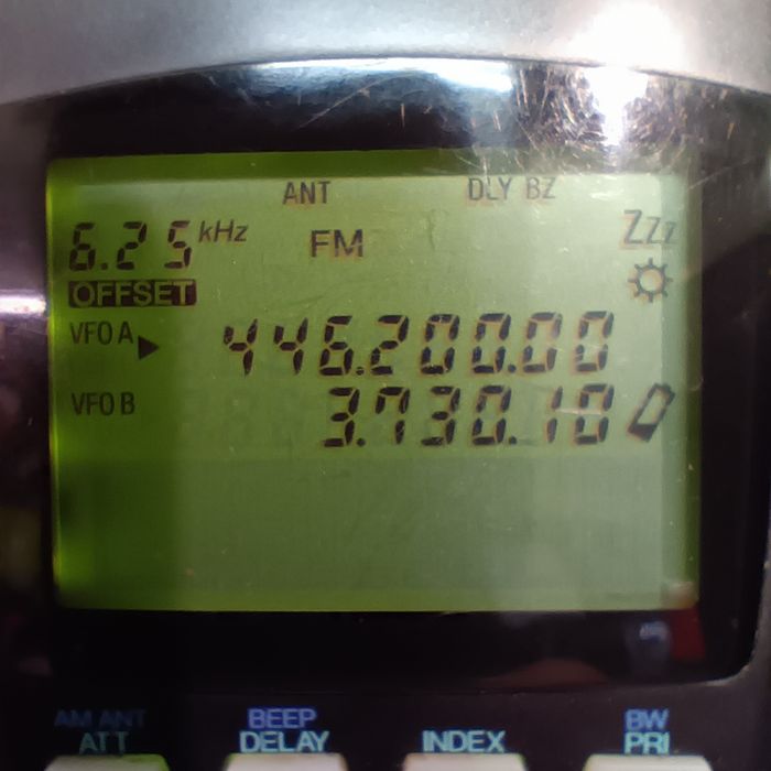 Skaner radiowy MVT -9000