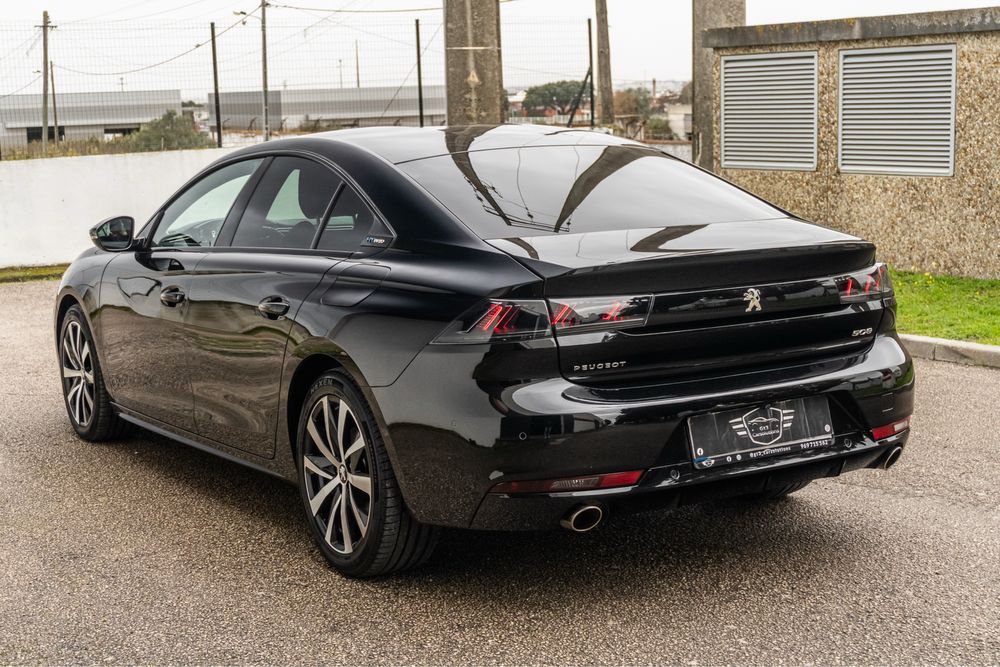 Peugeot 508 Plug-In Hybrid GT Pack 225 (Financiamento disponível)