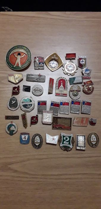 Коллекция значков