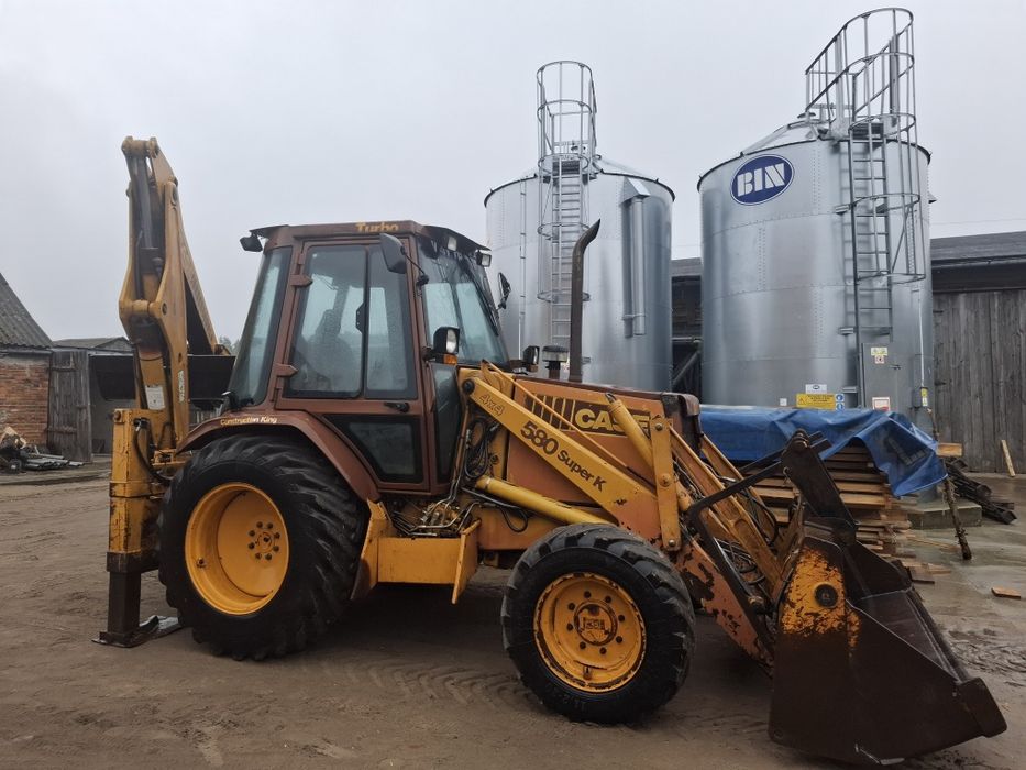 Sprzedam koparko-ładowarkę Case 580 Super K