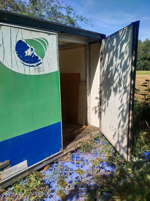 Buda/schowek/magazyn na działkę