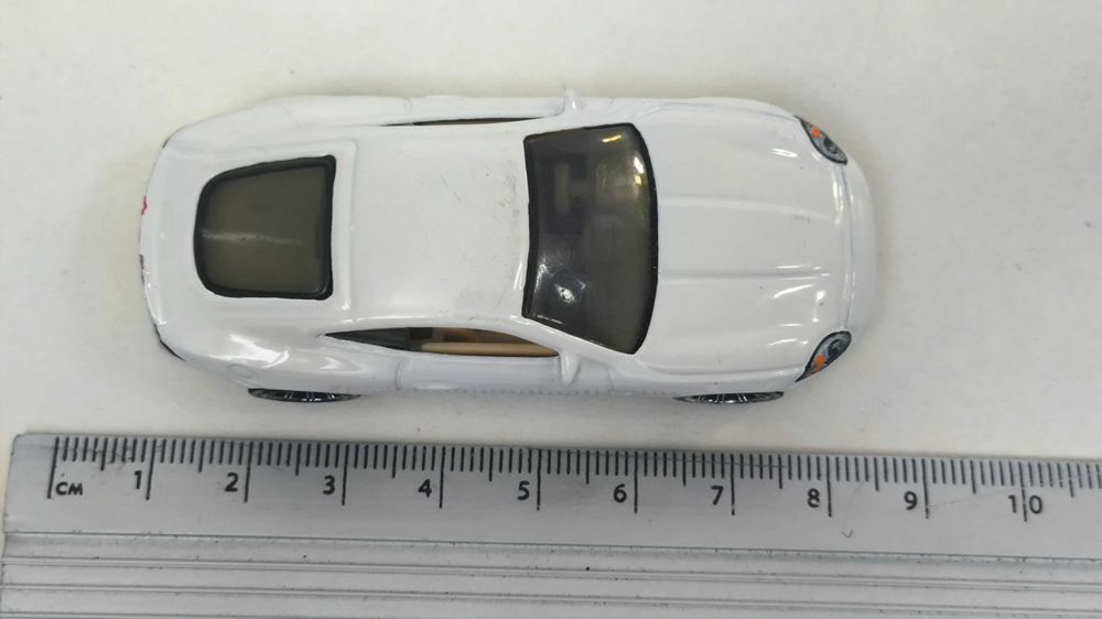 Машинка Jaguar XK-2006 Matchbox