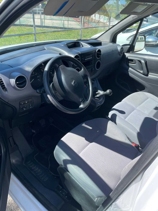Carrinha Peugeot Partner