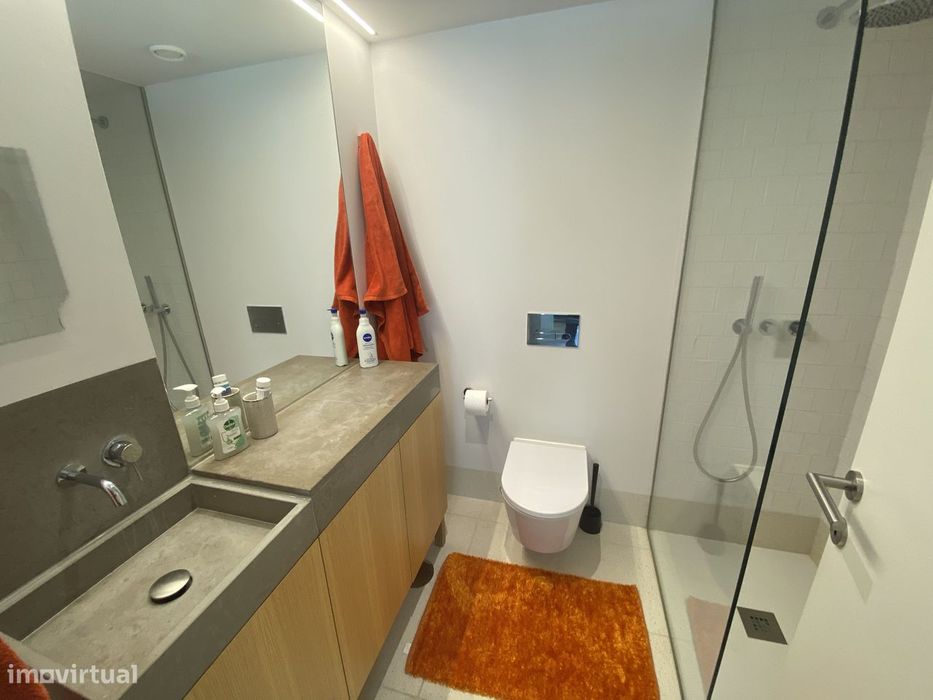 Apartamento T2+1 Totalmente mobilado e equipado com palamenta