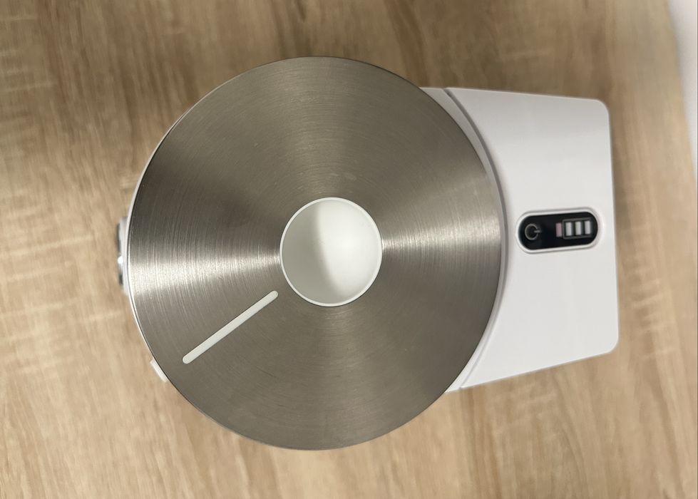 chłodziarka do mleka do ekspresu JURA